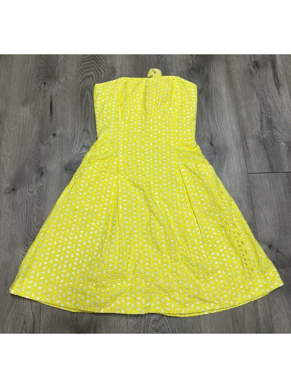 NWT Lilly Pulitzer Eyelet Yellow Blossom Pineapple Juice Fit N Flare Dress Sz 0